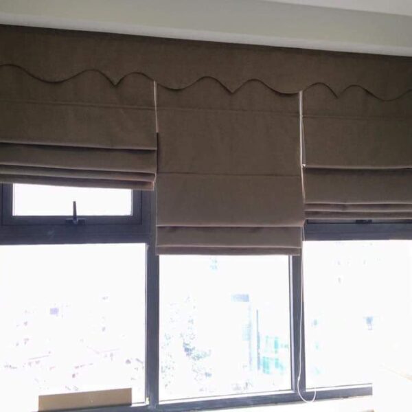 Rèm cửa roman chống nắng màu xám được ưa chuộng nhất
