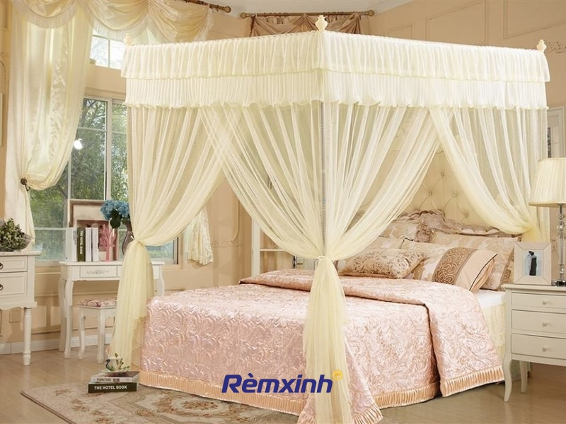 Khung rèm cao cấp đảm bảo an toàn và thẩm mỹ