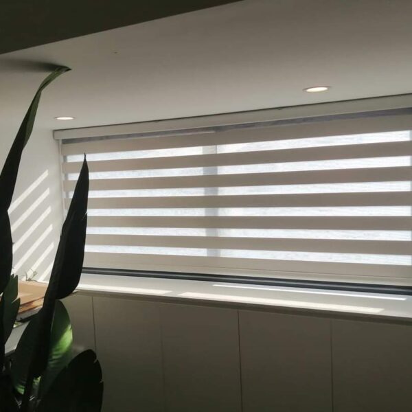 Rèm cầu vồng Space Blinds