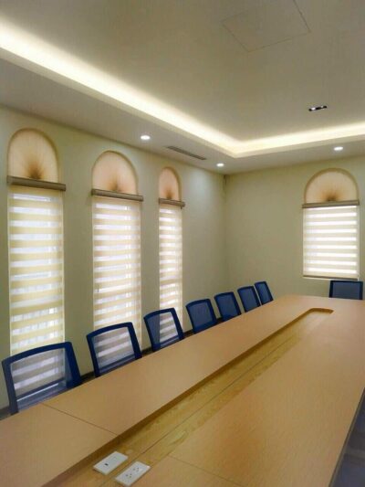 Rèm cầu vồng cho cửa vòm