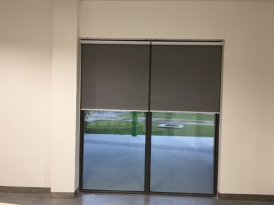 Rèm cuốn chống nắng lắp phòng bếp ăn