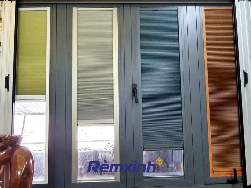 Chọn chất liệu và màu sắc rèm hài hòa với phong cách nội thất