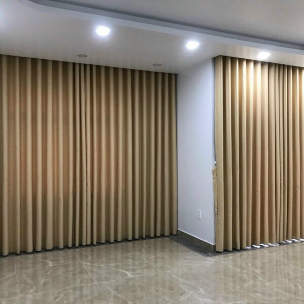 Rèm vải màu vàng