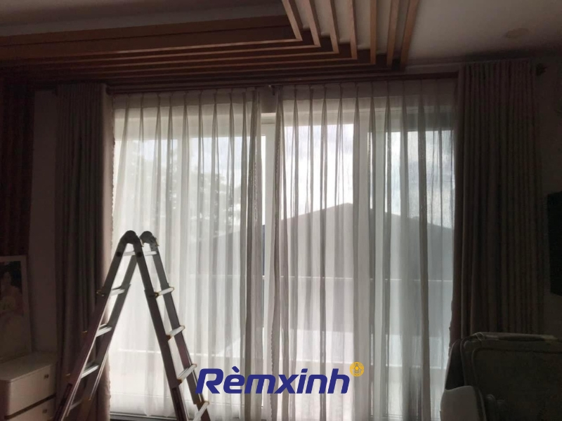 Hướng dẫn cách tháo lắp và giặt rèm cửa đúng cách tại nhà.