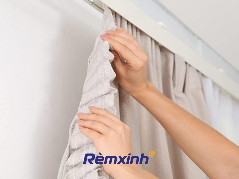 Các bước lắp rèm cửa không cần khoan nhanh gọn