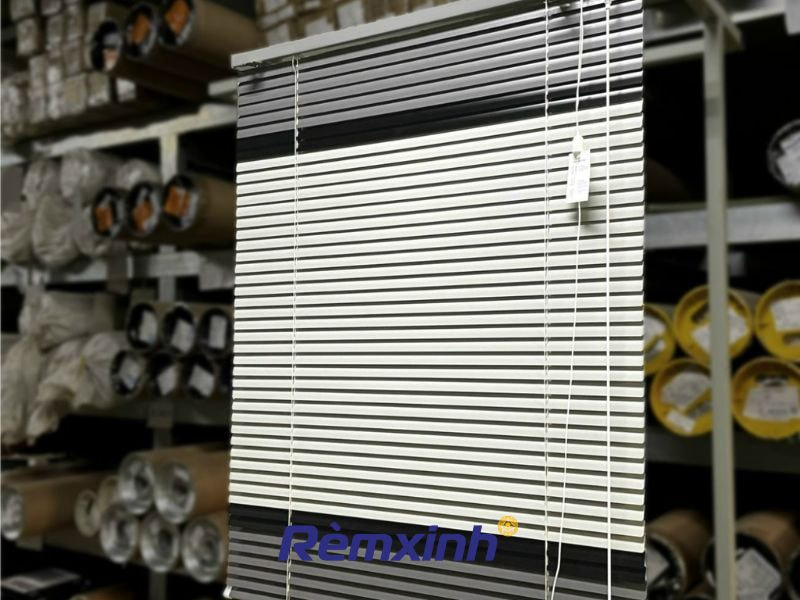Rèm sáo ngang giúp tăng cường sự riêng tư