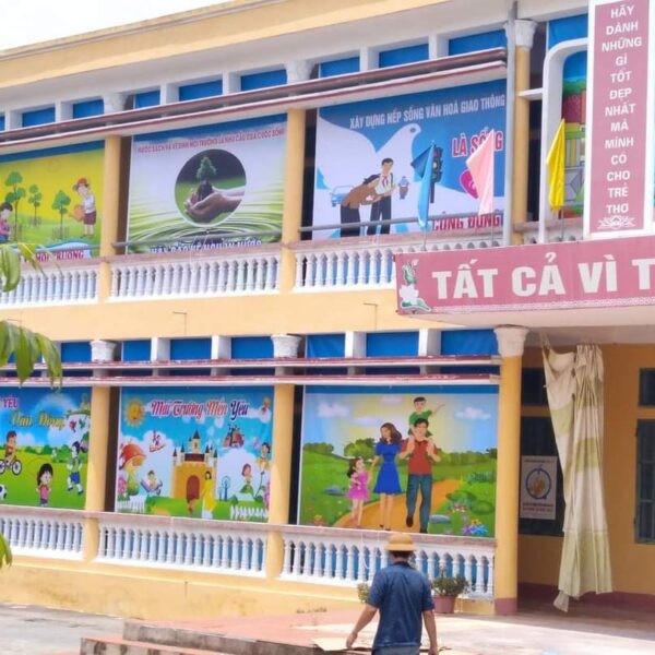 Rèm cuốn tranh cho trường học cấp 1 cấp 2