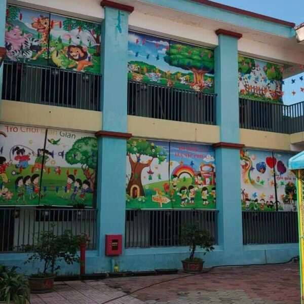 Rèm cuốn tranh cho trường học cấp 1 cấp 2