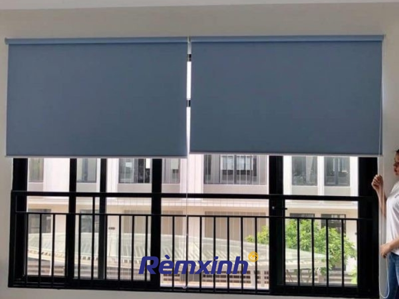 Rèm cuốn vải trơn một màu