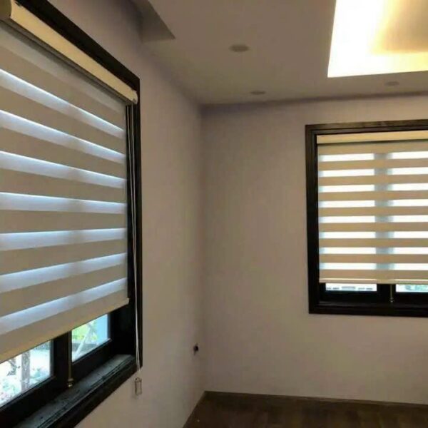 Rèm văn phòng chống nắng Sundiva