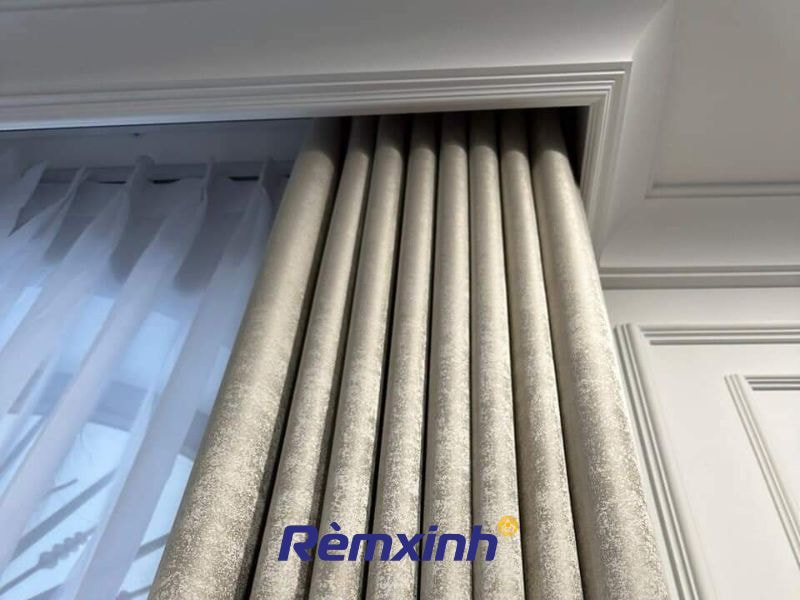 Rèm cửa âm trần thạch cao