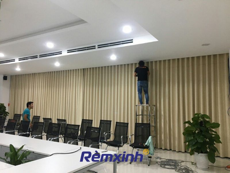 Xác định chiều dài của rèm cửa âm trần thạch cao