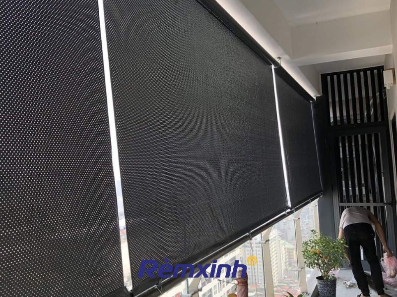 Rèm bạt giúp che chắn thời tiết