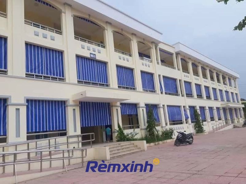 Rèm bạt che năng trong công nghiệp