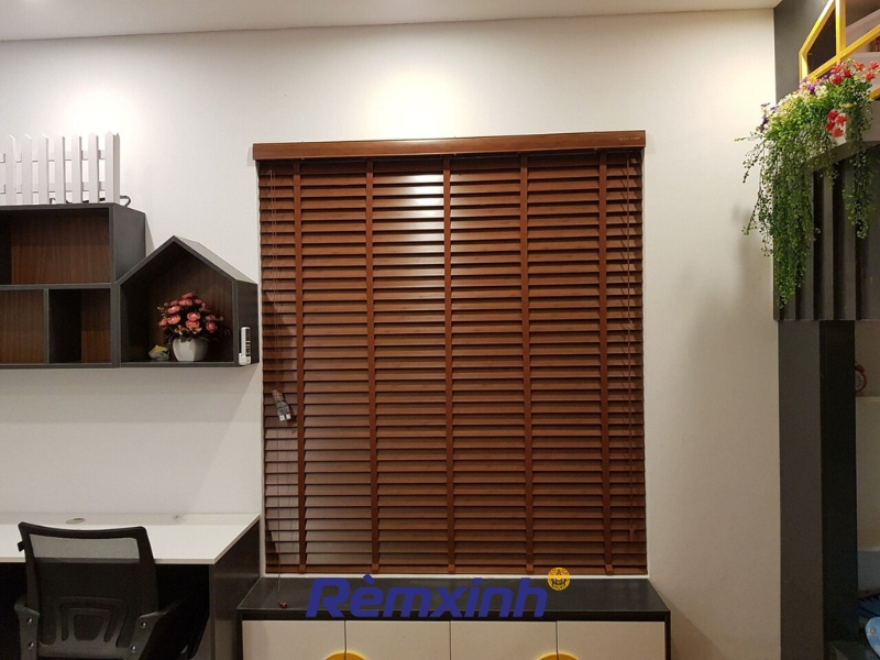 Hướng dẫn chọn rèm gỗ cho không gian văn phòng hiện đại