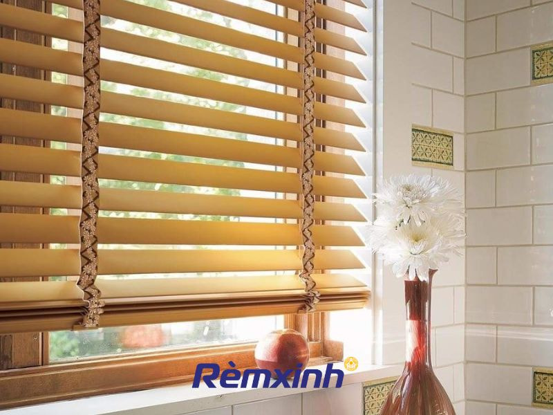 Có nhiều yếu tố quyết định giá thành của rèm gỗ tự nhiên