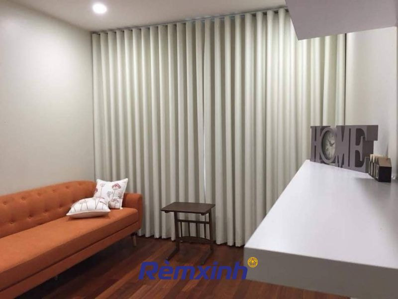 Với chất liệu phù hợp thì rèm vải dễ dàng ngăn lạnh điều hòa