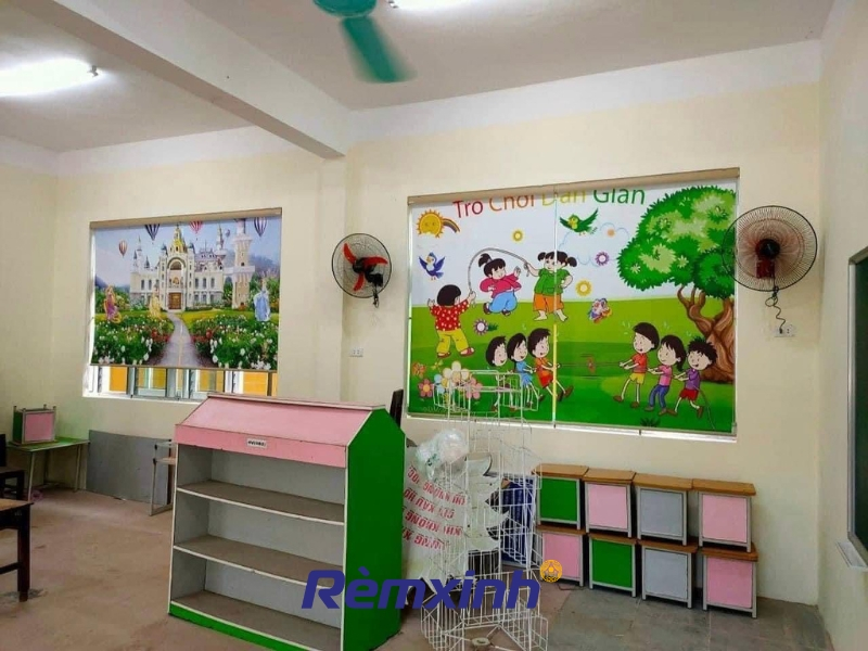 Công trình lắp đặt rèm cuốn in tranh