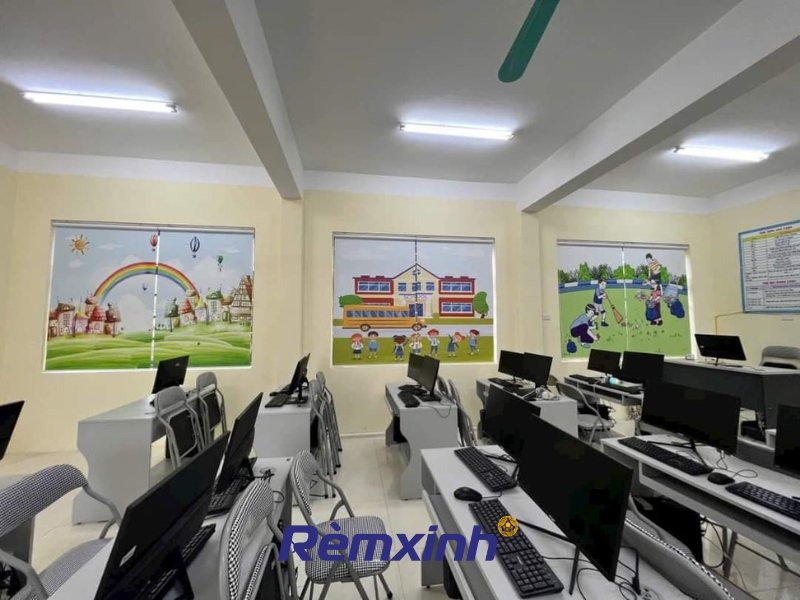 Công trình lắp đặt rèm cuốn in tranh