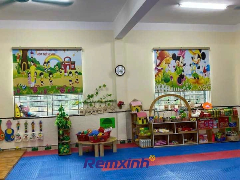 Công trình lắp đặt rèm cuốn in tranh