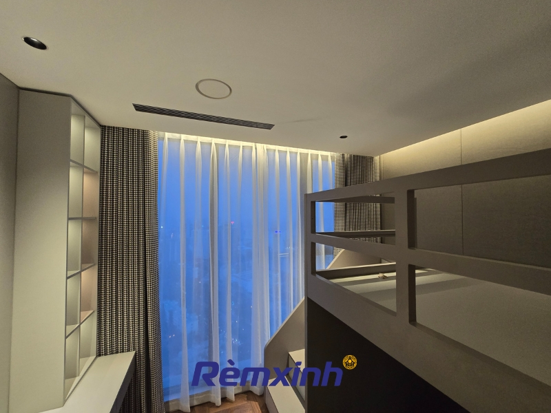 Rèm 2 lớp linh hoạt điều tiết ánh sáng và bảo vệ riêng tư