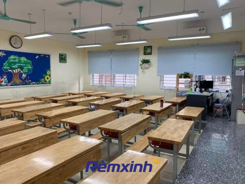 Rèm cuốn tại lớp học Phường Hồng Hà