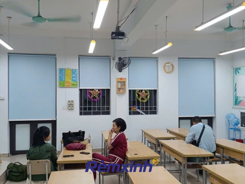công trình rèm cuốn cho lớp học