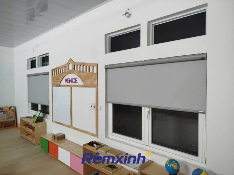 công trình rèm cuốn cho lớp học
