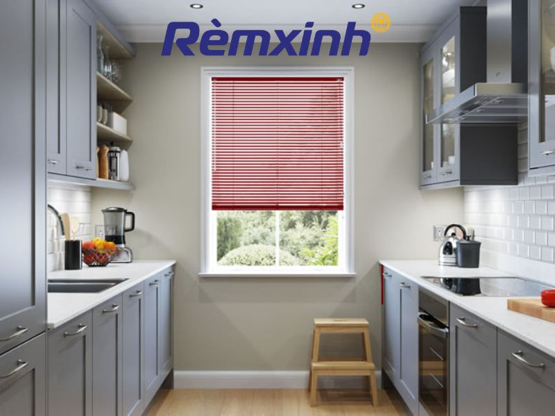 Cửa H&agrave;ng R&egrave;m Xinh