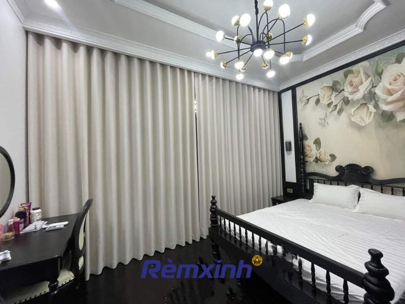 rèm tự động trong phòng ngủ