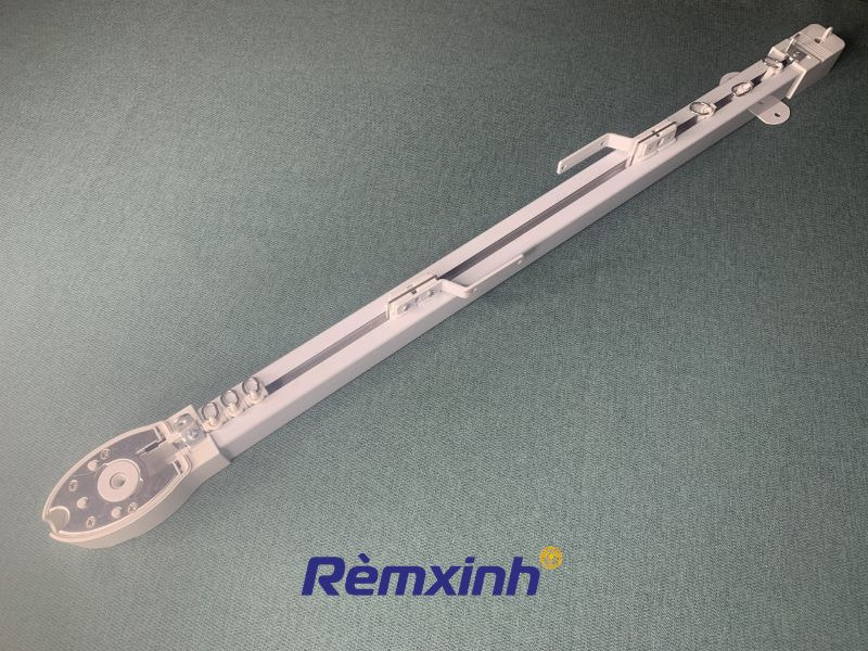 Thanh ray rèm tự động
