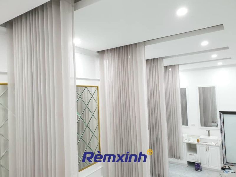 Rèm y tế màu trắng