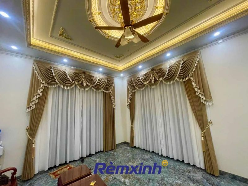 Mẹo phối rèm và nội thất giúp không gian Phường Hồng Hà hài hòa, tinh tế.