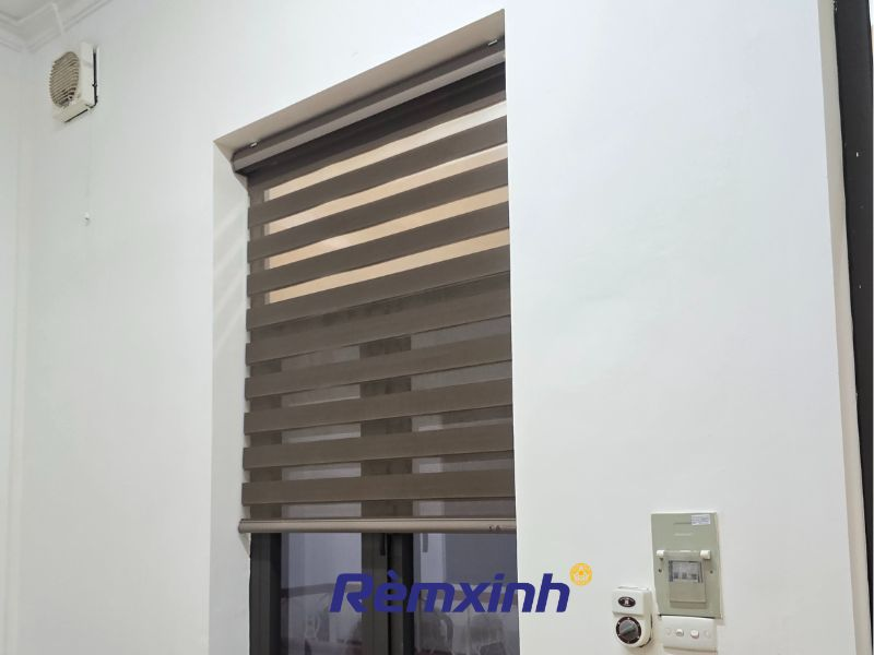 Rèm cầu vồng tiện lợi thông minh