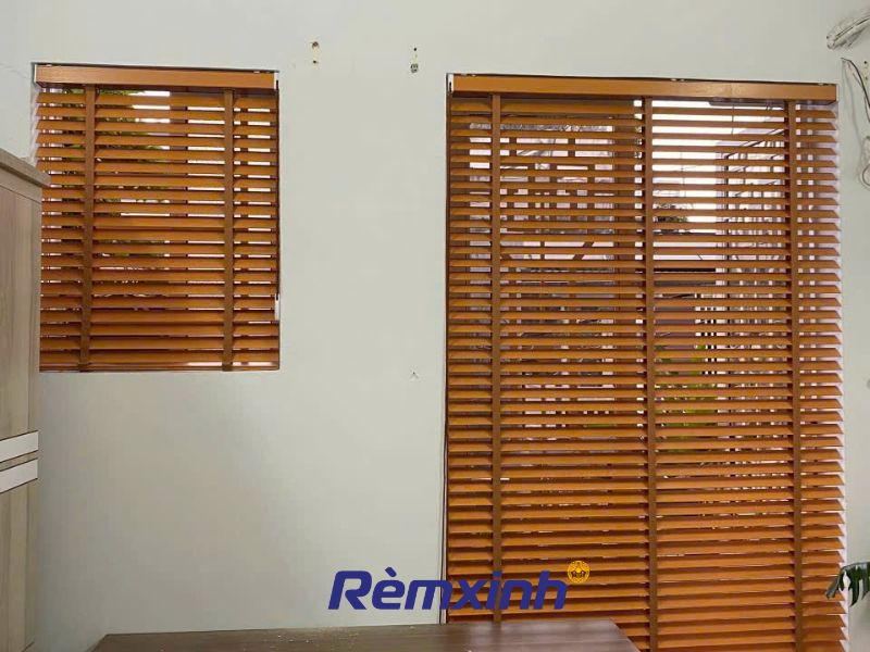 Rèm gỗ tự nhiên tạo không gian ấm cúng tự nhiên