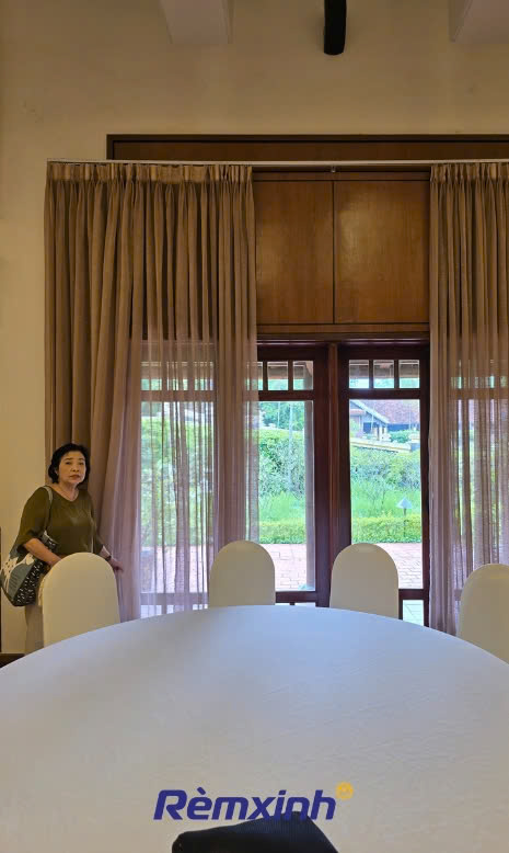 Hình ảnh lap dat rem cau vong han quoc tai quan tay ho từ remxinh.net