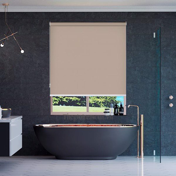 Rèm cuộn màu cà phê sữa mang nét đẹp sang trọng tinh tế