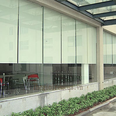 Rèm cuốn nhựa khổ lớn chống nắng nóng
