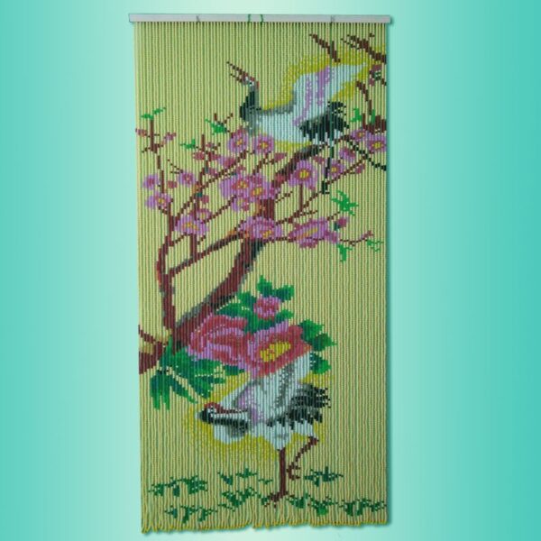 Rèm hạt nhựa tranh song hạc ngự cành mai