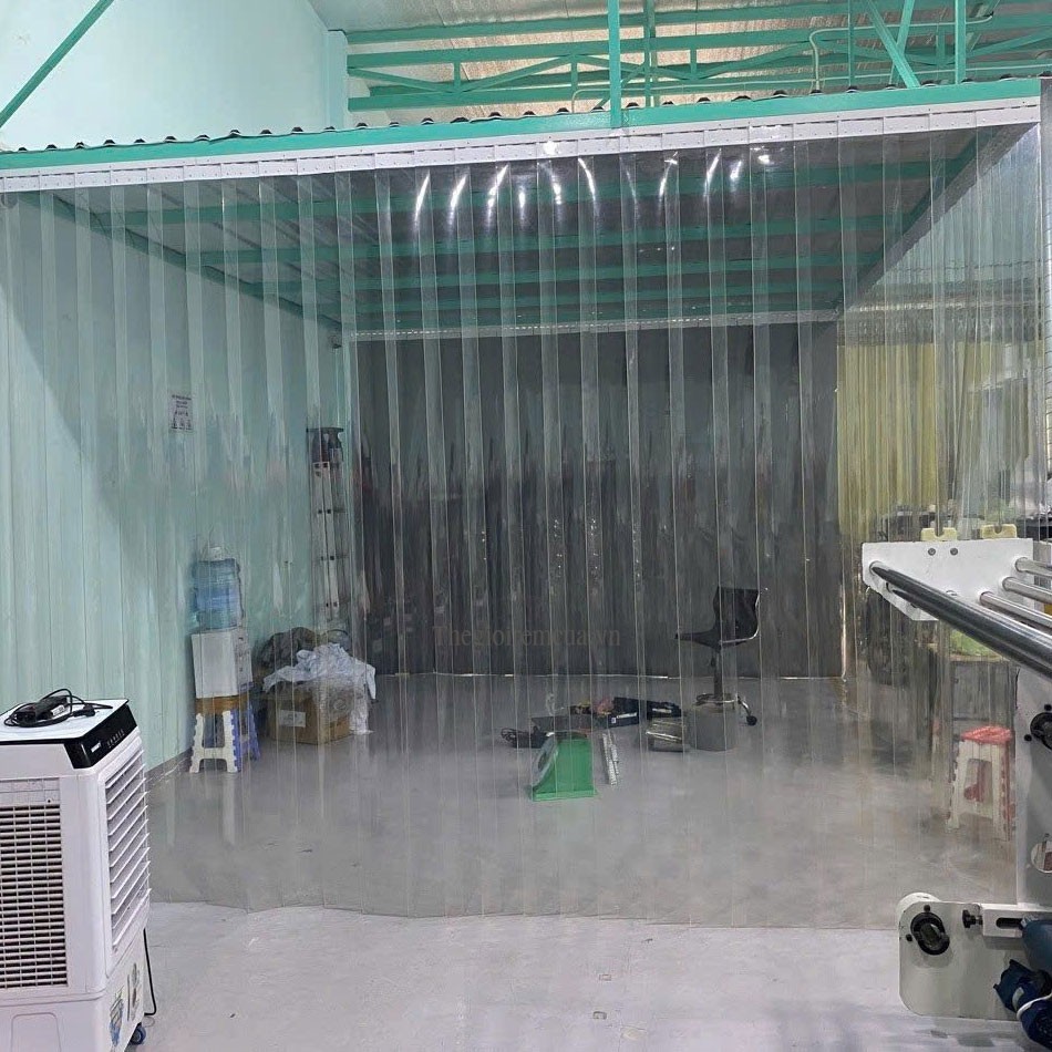 Rèm nhựa ngăn lạnh điều hòa giá rẻ tại tphcm Rèm nhựa ngăn lạnh điều hòa giá rẻ tại tphcm