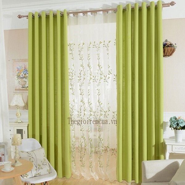 Màn vải phòng khách màu xanh cho mùa hè mát mẻ